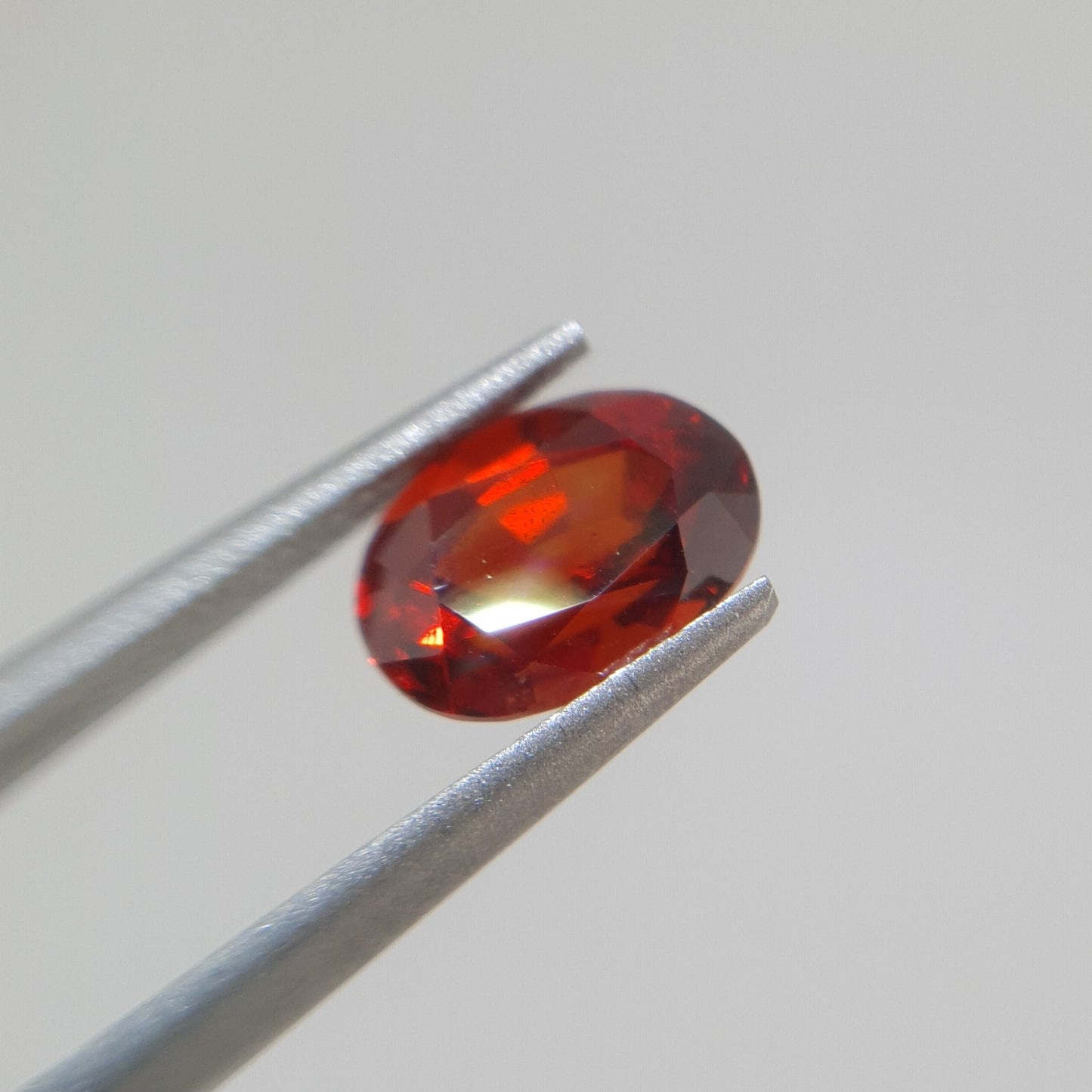 Natural Pyrope Garnet, 1.96 Carat, Vivid Red, Oval, SI1, Loose Gemstone