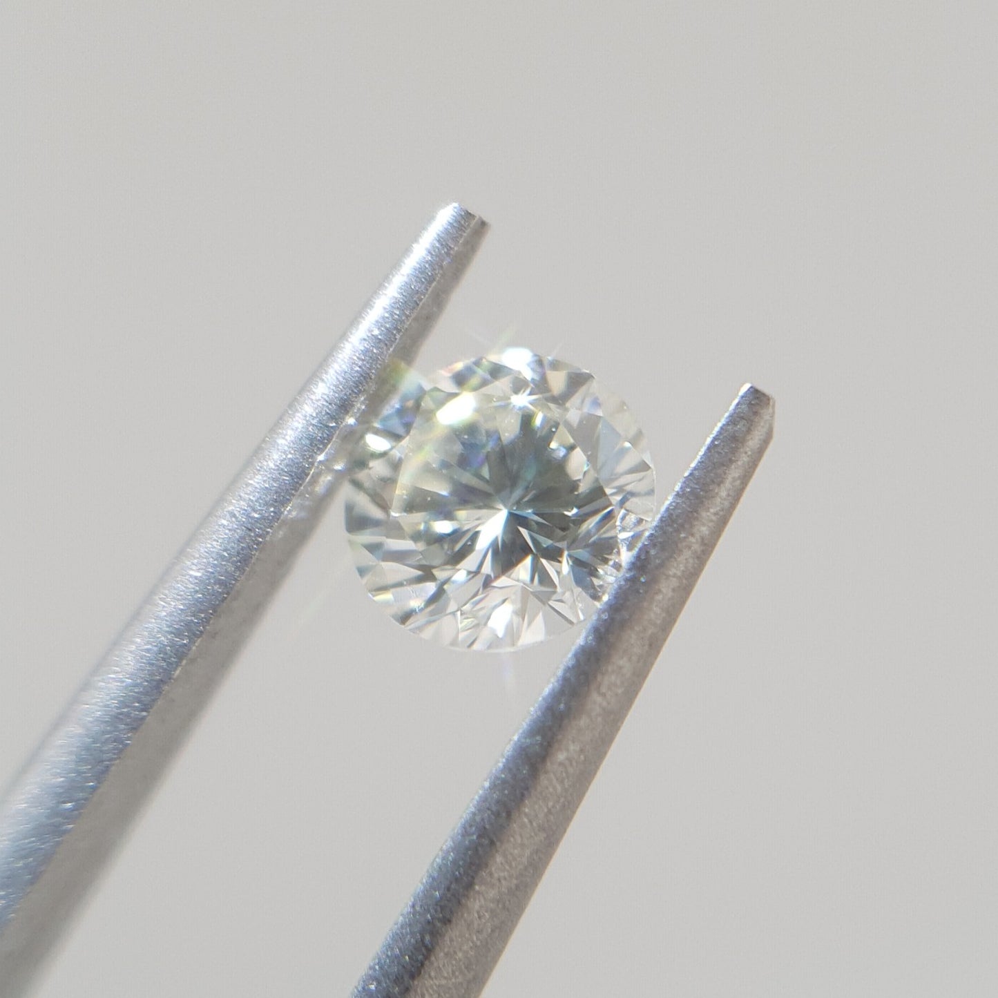 Natural Diamond, 0.45 Carat, Clear, Round, VVS2, Loose Gemstone