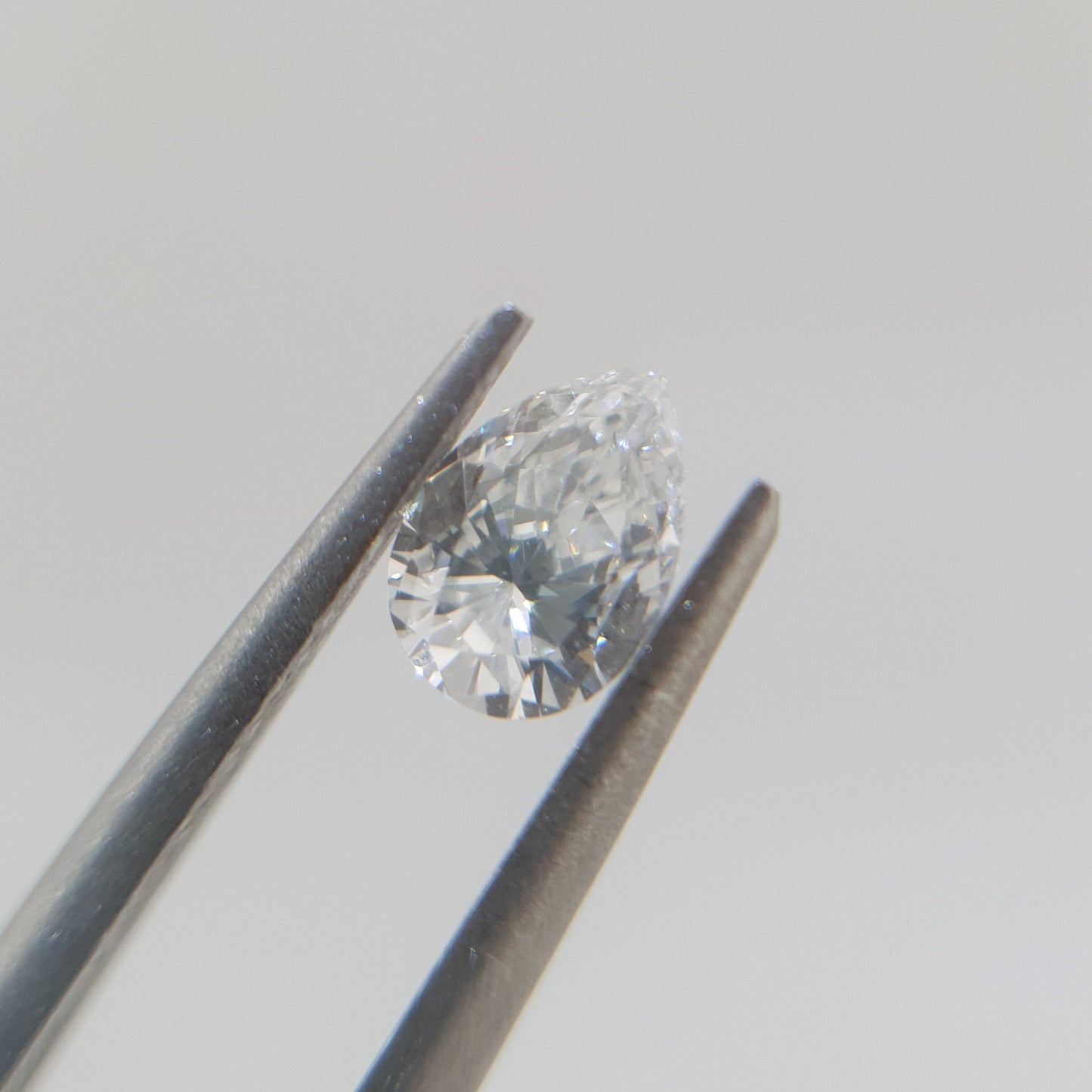 Natural Diamond, 0.3 Carat, Clear, Pear, VVS2, Loose Gemstone